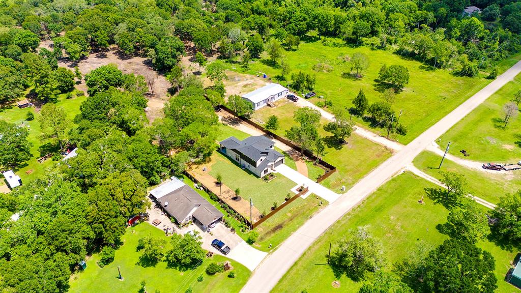 5704 Wickwillow Ln  , Alvin, Texas image 41