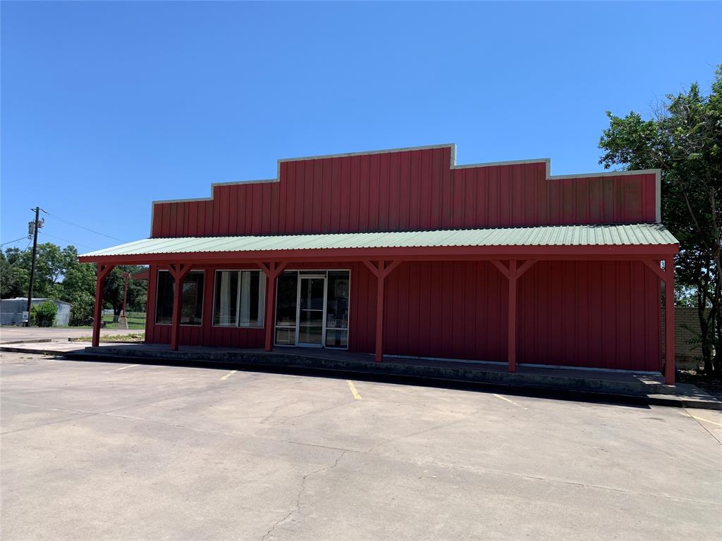 720 S Mccarty Avenue , Eagle Lake, Texas image 4