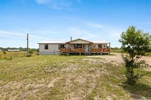 927 County Road 6846, Lytle, TX, 78052