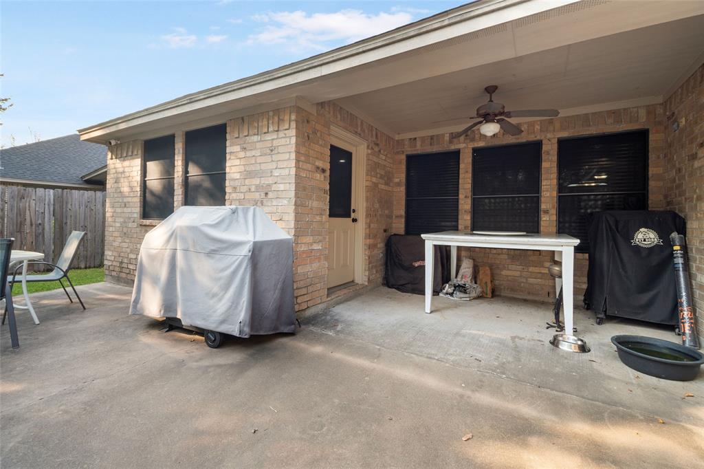 103 Silver Bay Lane  , Lake Jackson, Texas image 9