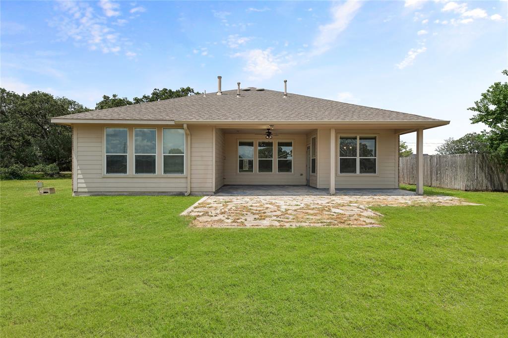 1132 Quarter Horse Trail , Angleton, Texas image 31