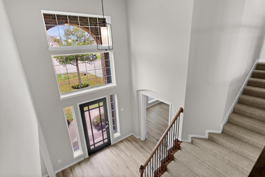 Foyer View from second story balcony