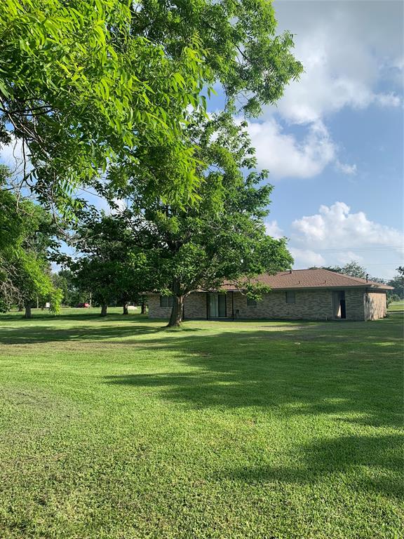 Side view covered patio