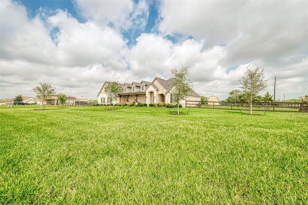 6710 Bayou Trail Drive , Liverpool, Texas image 4