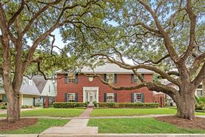 4713 Willow St, Bellaire, TX 77401
