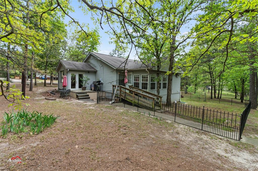 381 Knollwood Lane , Holly Lake Ranch, Texas image 27