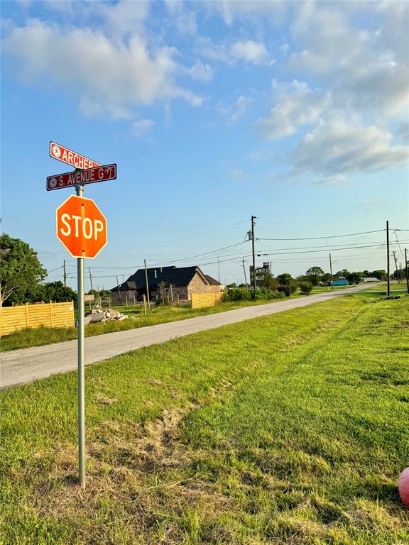 516 S Avenue G  , Freeport, Texas image 4