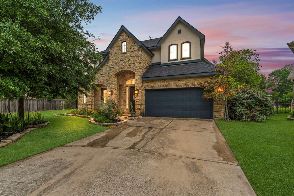70 Lindenberry Cir