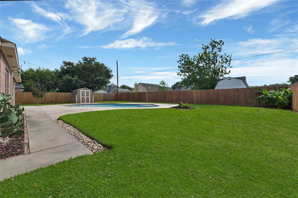 12122 Fisher Drive , Mont Belvieu, Texas image 31