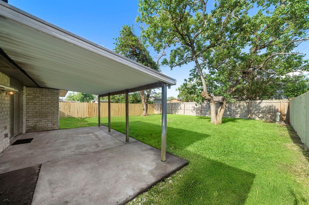 COVERED PATIO AREA