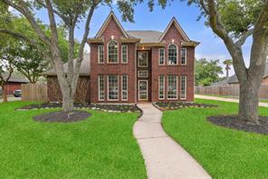 304 Eagle Lakes Dr, Friendswood, TX 77546