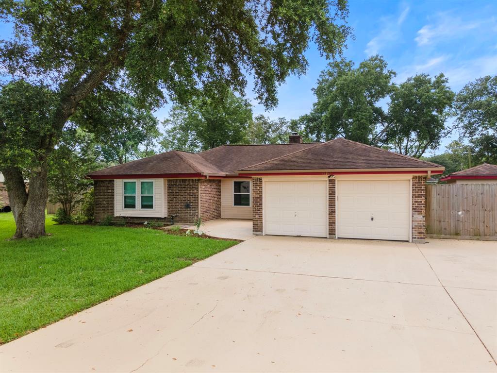 13317 Rene Circle , Santa Fe, Texas image 4