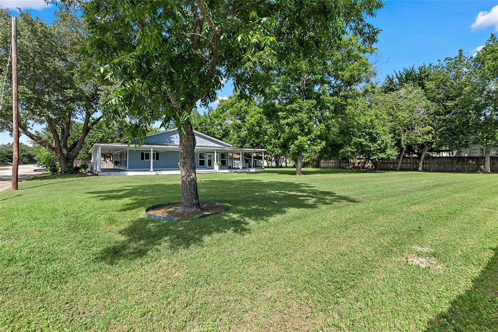 341 9th Street , Somerville, Texas image 7