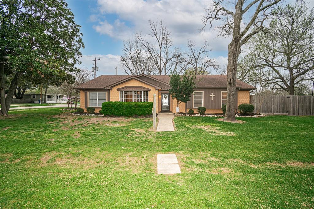 1420 Smith Street , Waller, Texas image 35