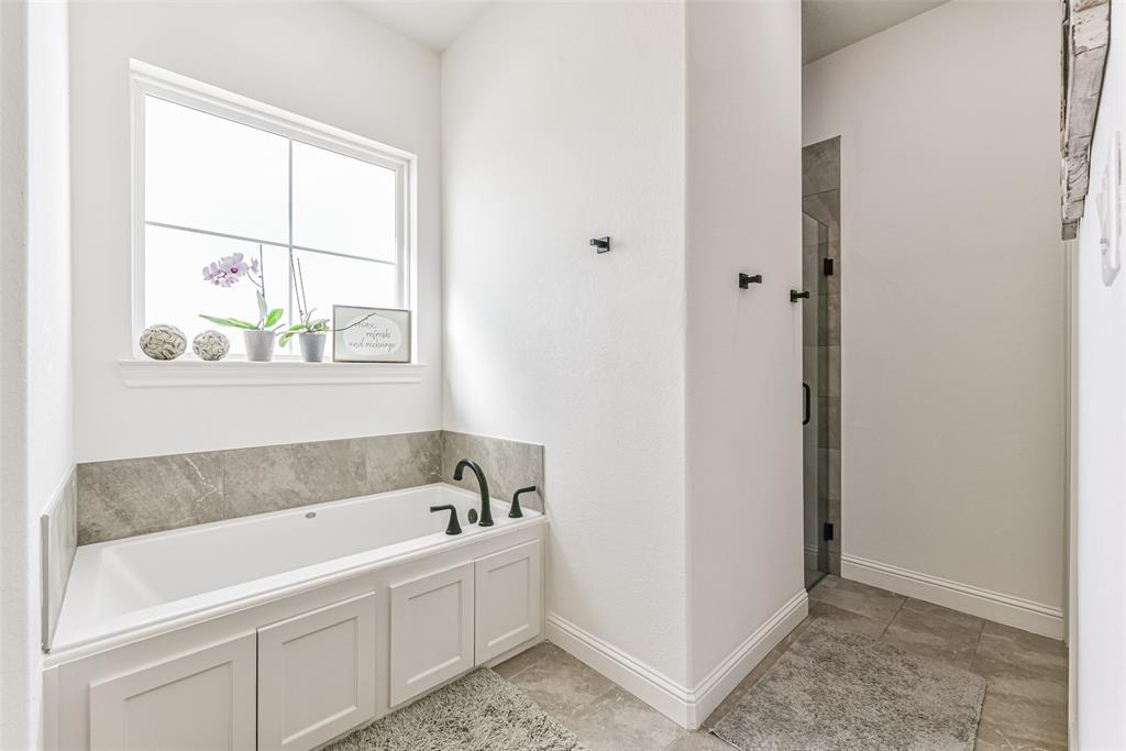 Soak in this peaceful tub.