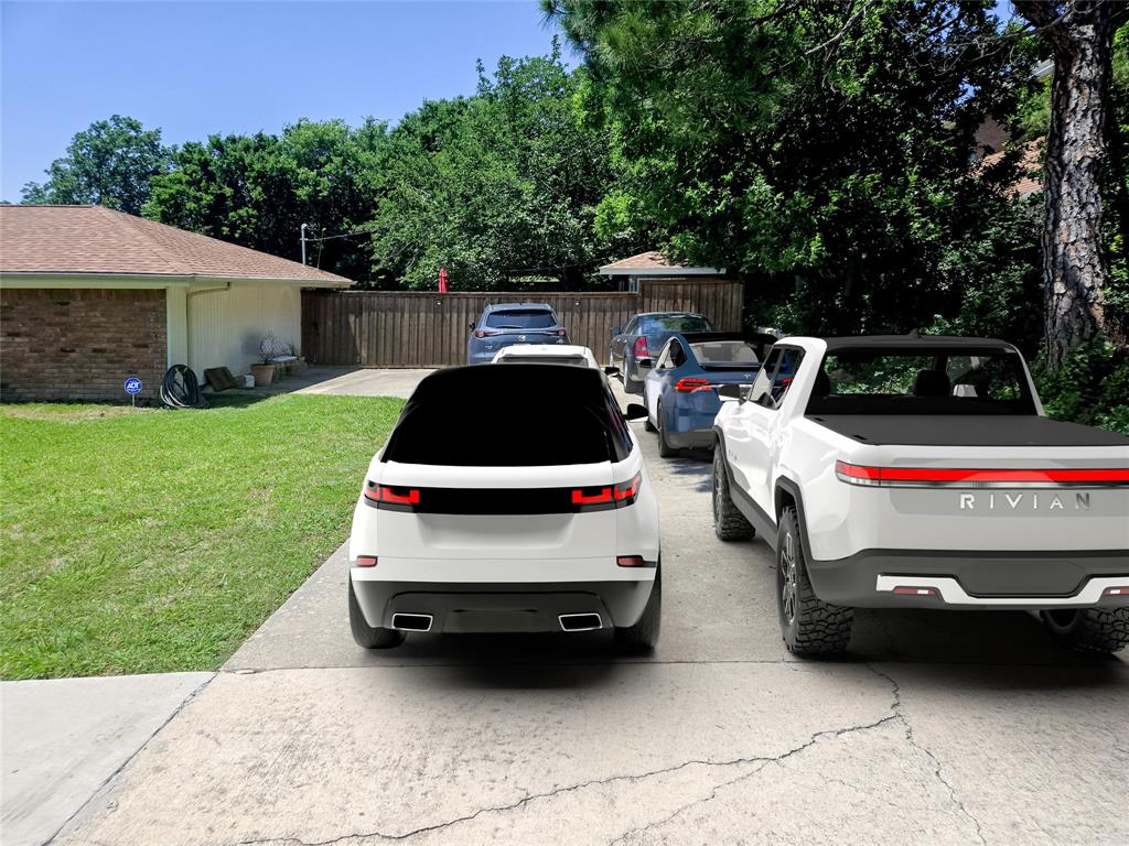 Room for 6 cars and leaves remaining space.