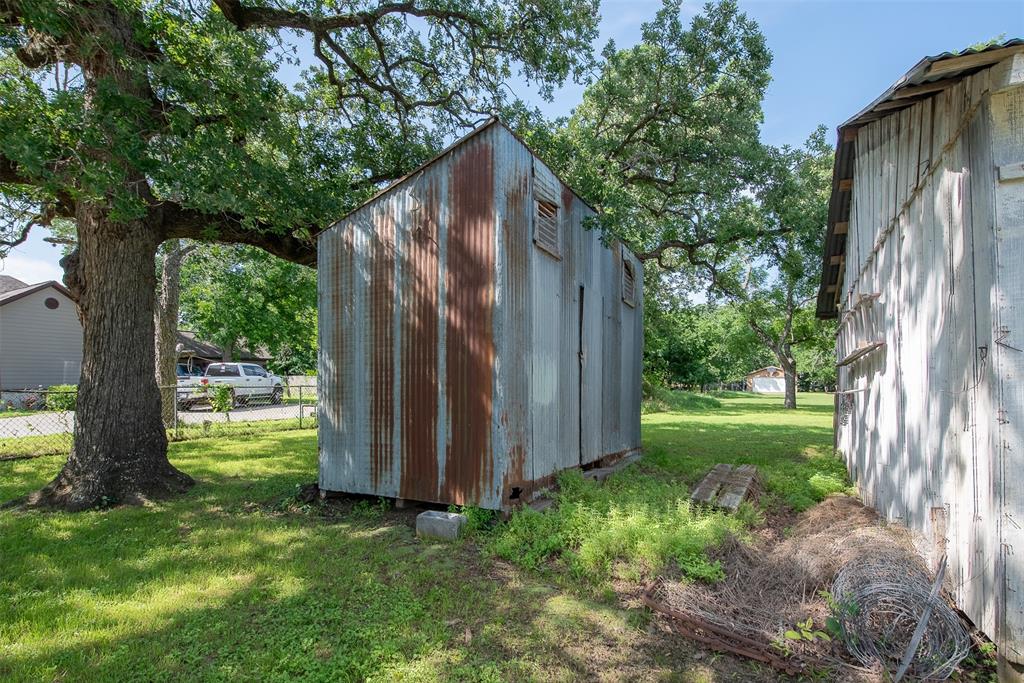 283 6th Street , Somerville, Texas image 35