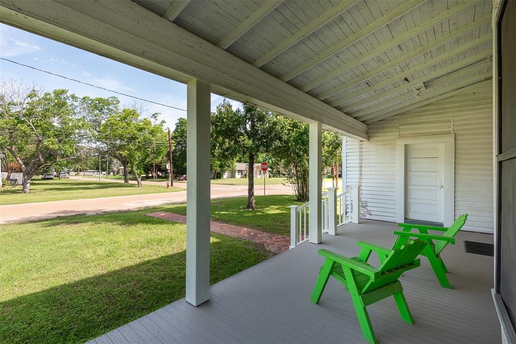 283 6th Street , Somerville, Texas image 10