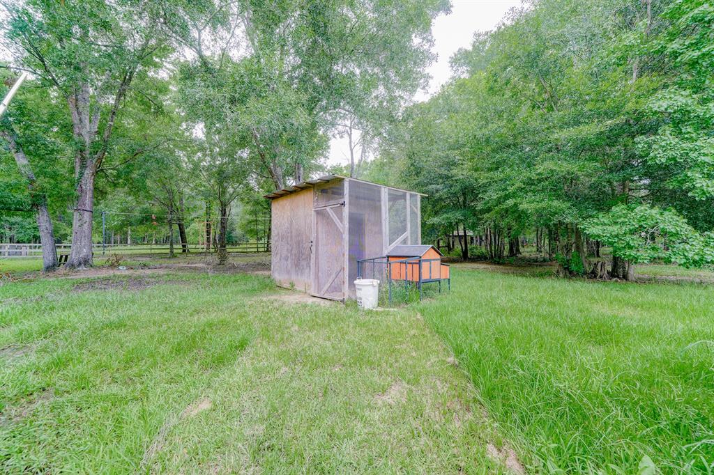 241 County Road 6881  N, Dayton, Texas image 35