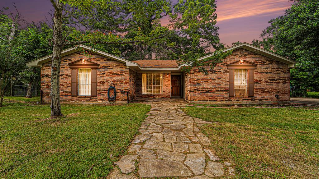 31198 Pinyon Rd