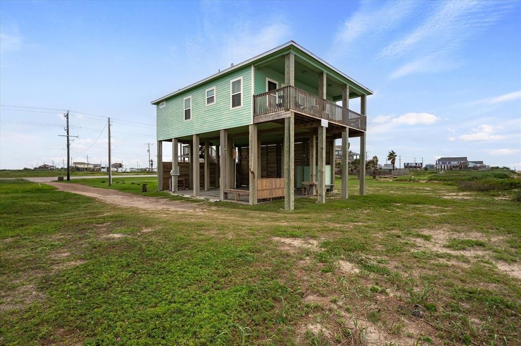 996 Alicia Drive , Gilchrist, Texas image 4