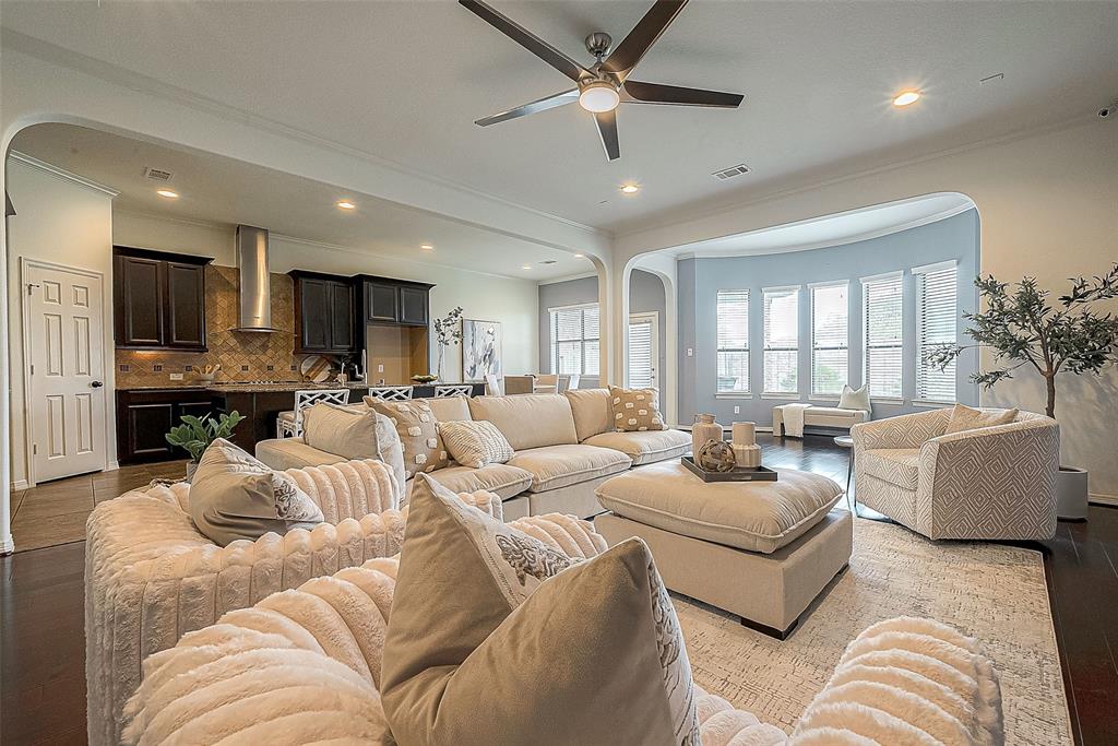 Stunning Family room