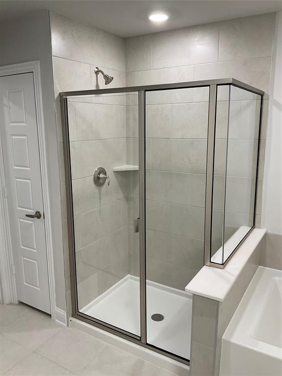 Stand alone Master Shower