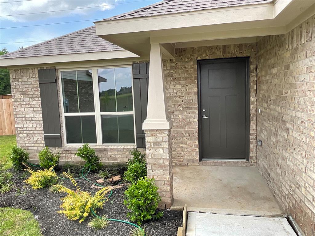 Covered Front Porch