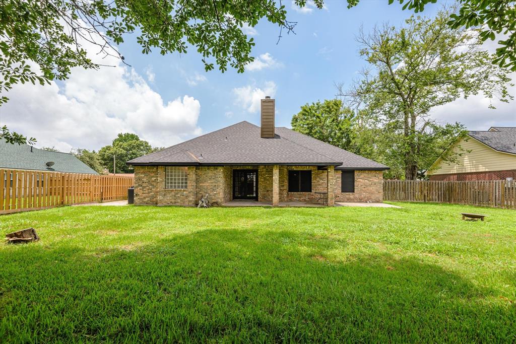 12706 E River Run Drive , Mont Belvieu, Texas image 31