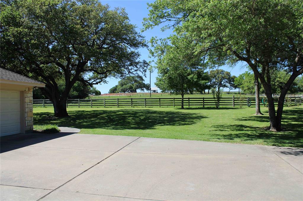 5885 Creamer Creek Road , La Grange, Texas image 8