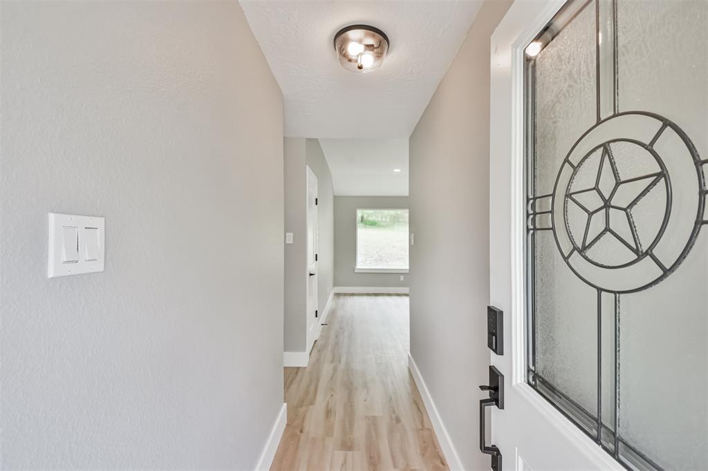 Beautiful front door and entryway!