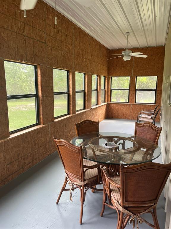 AWESOME BACK SUNROOM FOR WATCHING DEER