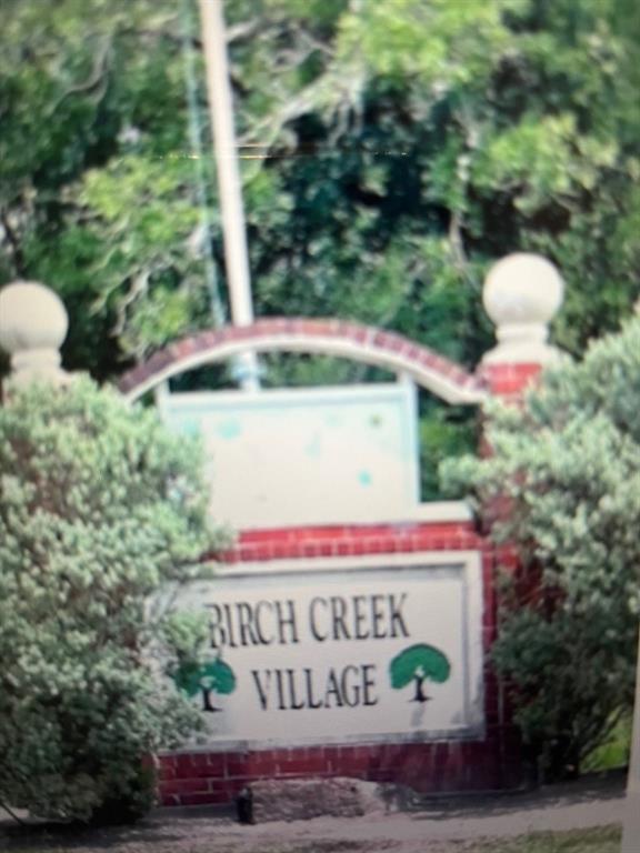 BIRCH CREEK VILLAGE ENTRANCE SIGN