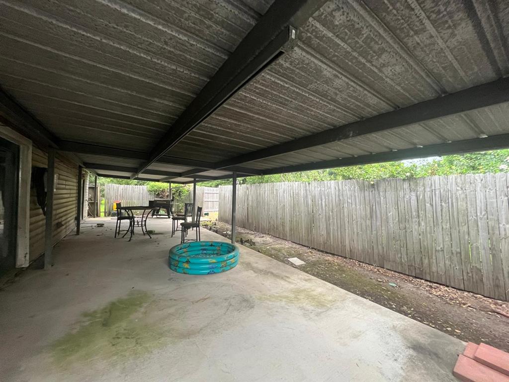 2306 Owens Avenue , Groves, Texas image 6