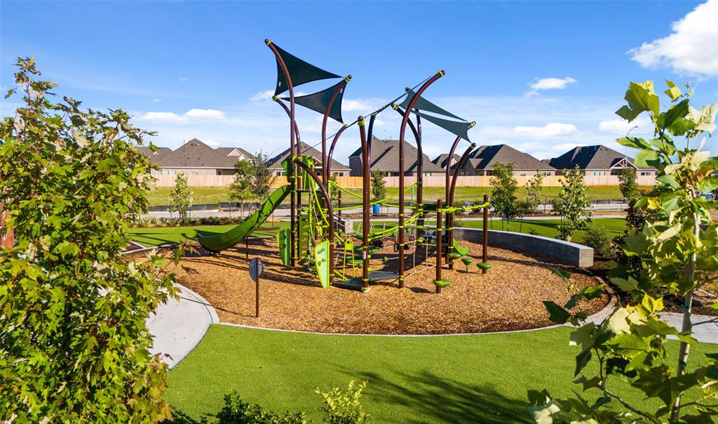 Lovely homes built by K. Hovnanian Homes in Westland Ranch.