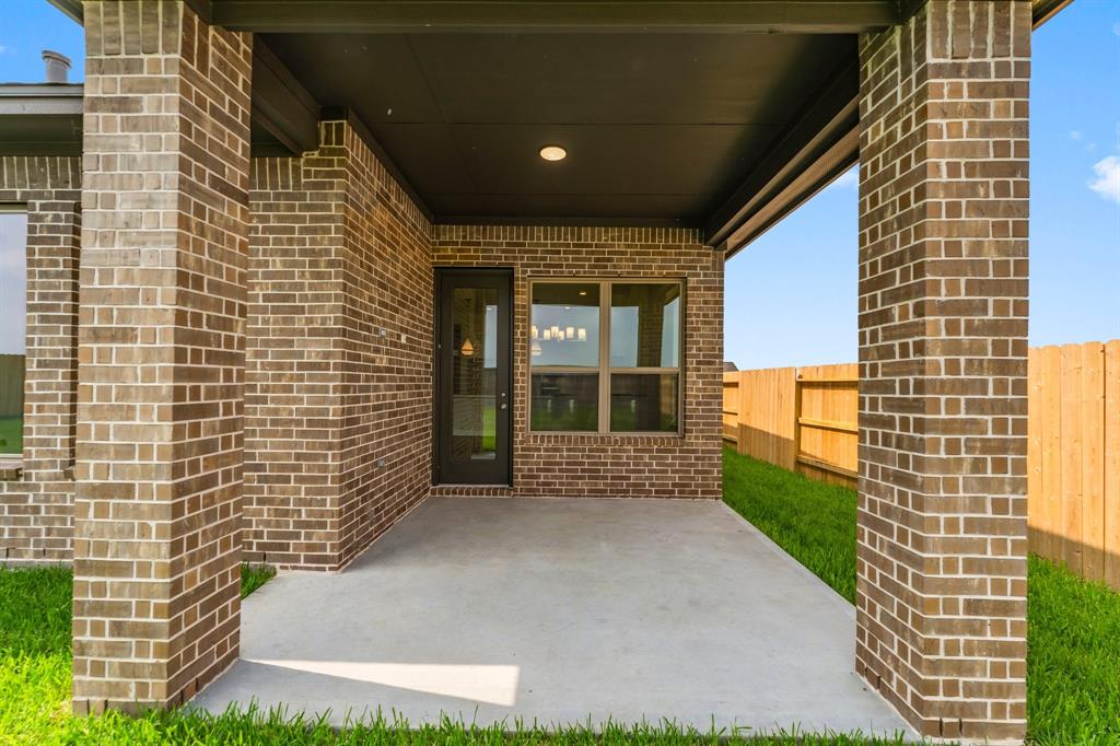 Covered Rear Patio