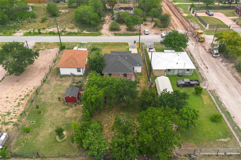 13124 W 8th Street , Sebastian, Texas image 17