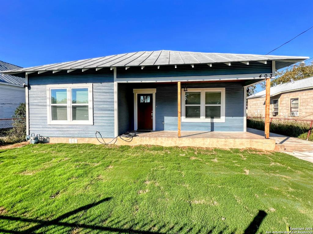 403 Givens Ave