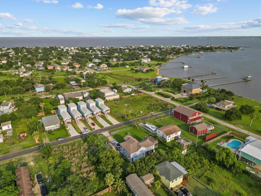 1051 15th Street , San Leon, Texas image 9