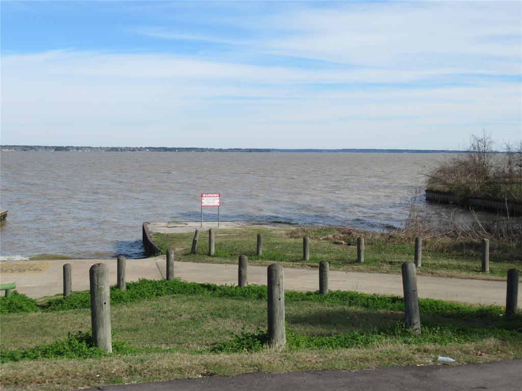 Boat Launch road public boat ramp.