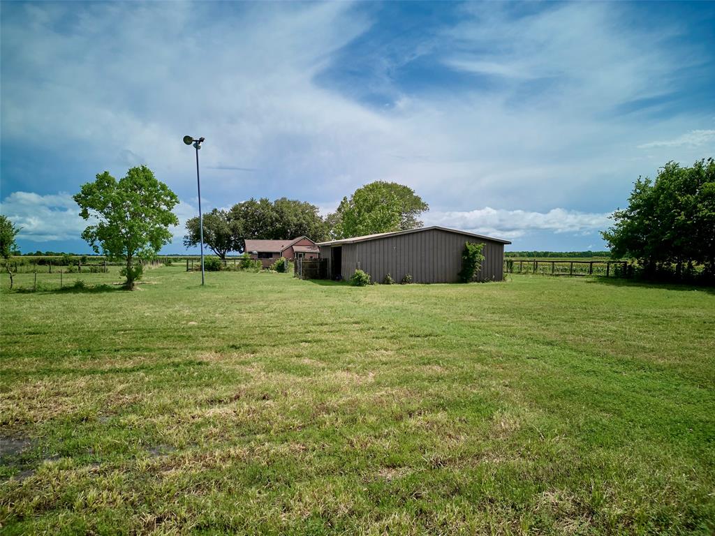 27924 County Road 21  , Damon, Texas image 30