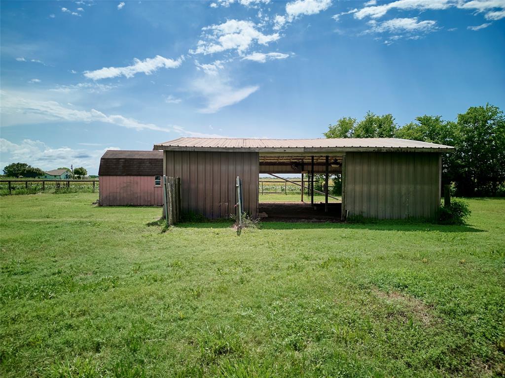 27924 County Road 21  , Damon, Texas image 33