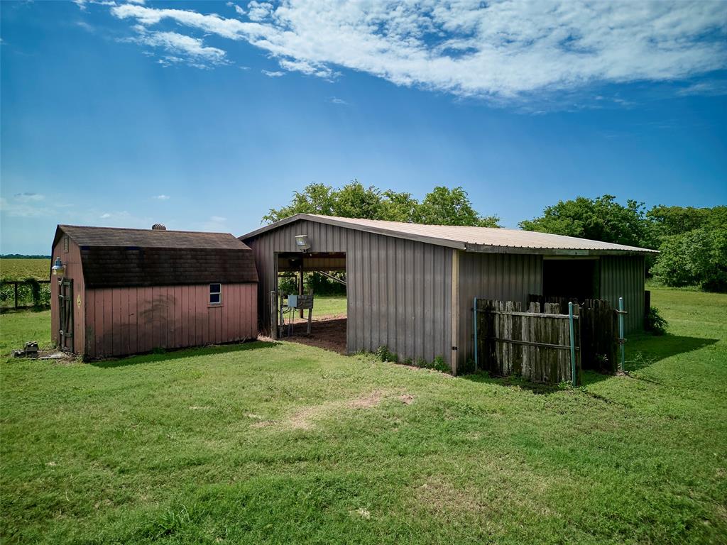 27924 County Road 21  , Damon, Texas image 34