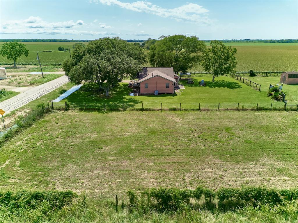 27924 County Road 21  , Damon, Texas image 35