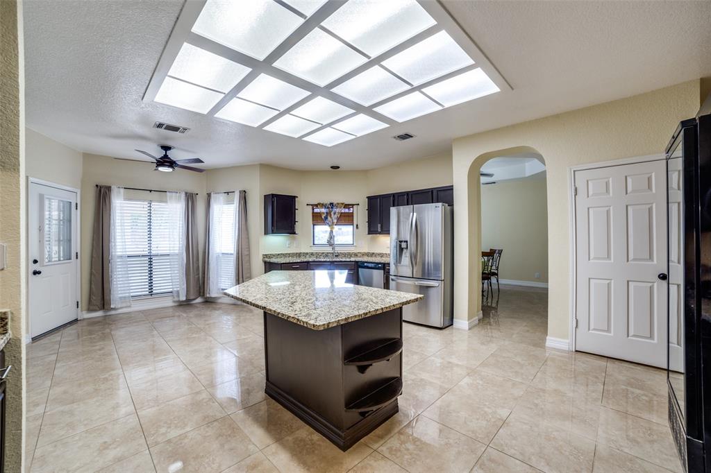 Kitchen with island