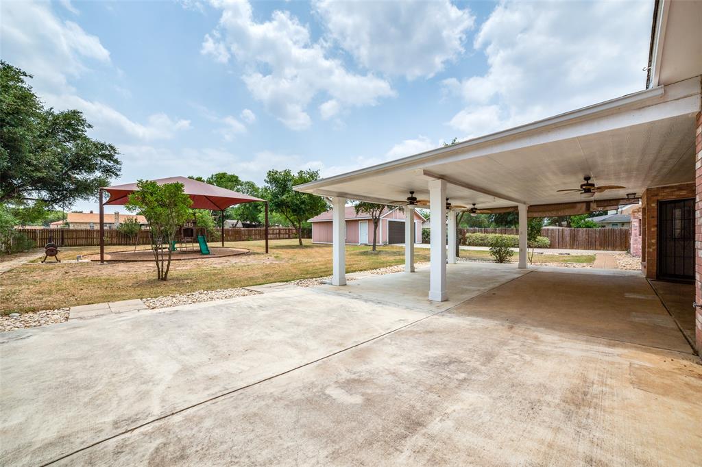 Backyard covered patio