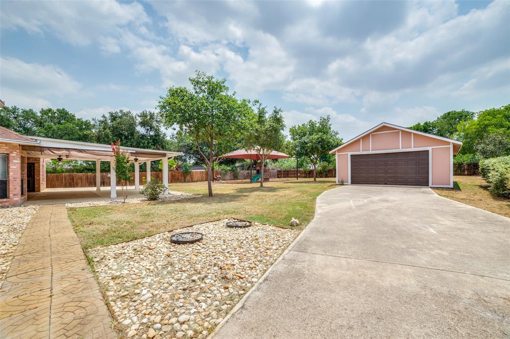 Large detached workshop/shed