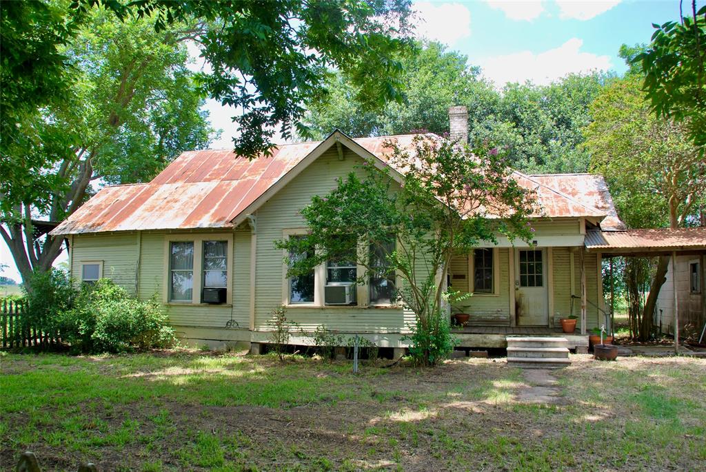 1024 E Sedan Road , Weimar, Texas image 9