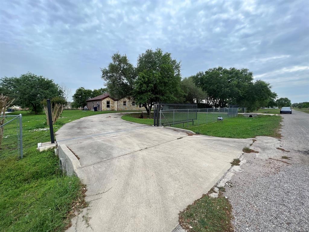 1115 Armadillo Road , Rosenberg, Texas image 4