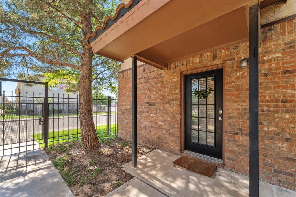 2104 Main Street  #1, Lubbock, Texas image 20